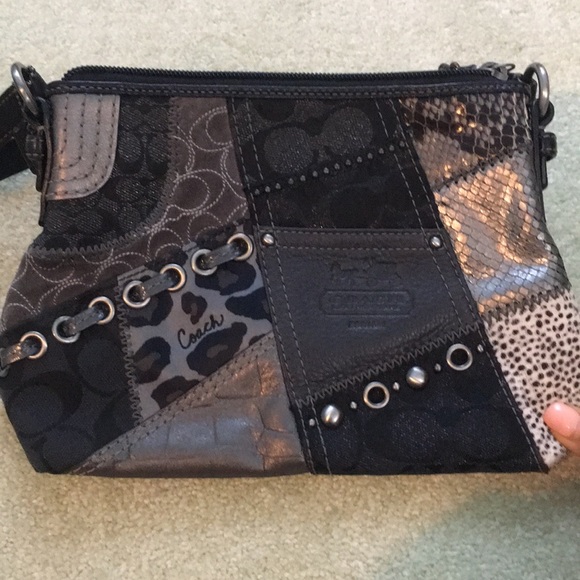 Coach purse - Picture 1 of 3